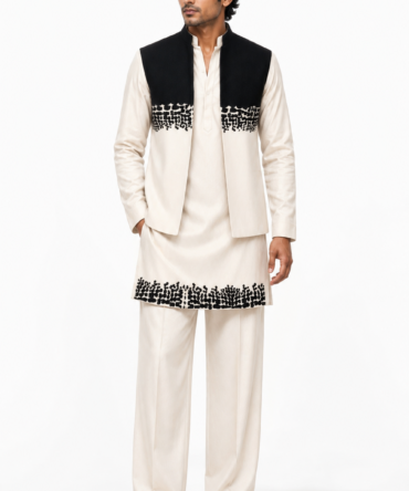Monochromatic Horizon Kurta Set